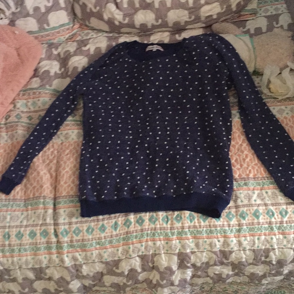 Blue-white polka dot sweater
